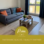Bleu Mandarine By Prim0 C0nciergerie * Clermont-Ferrand